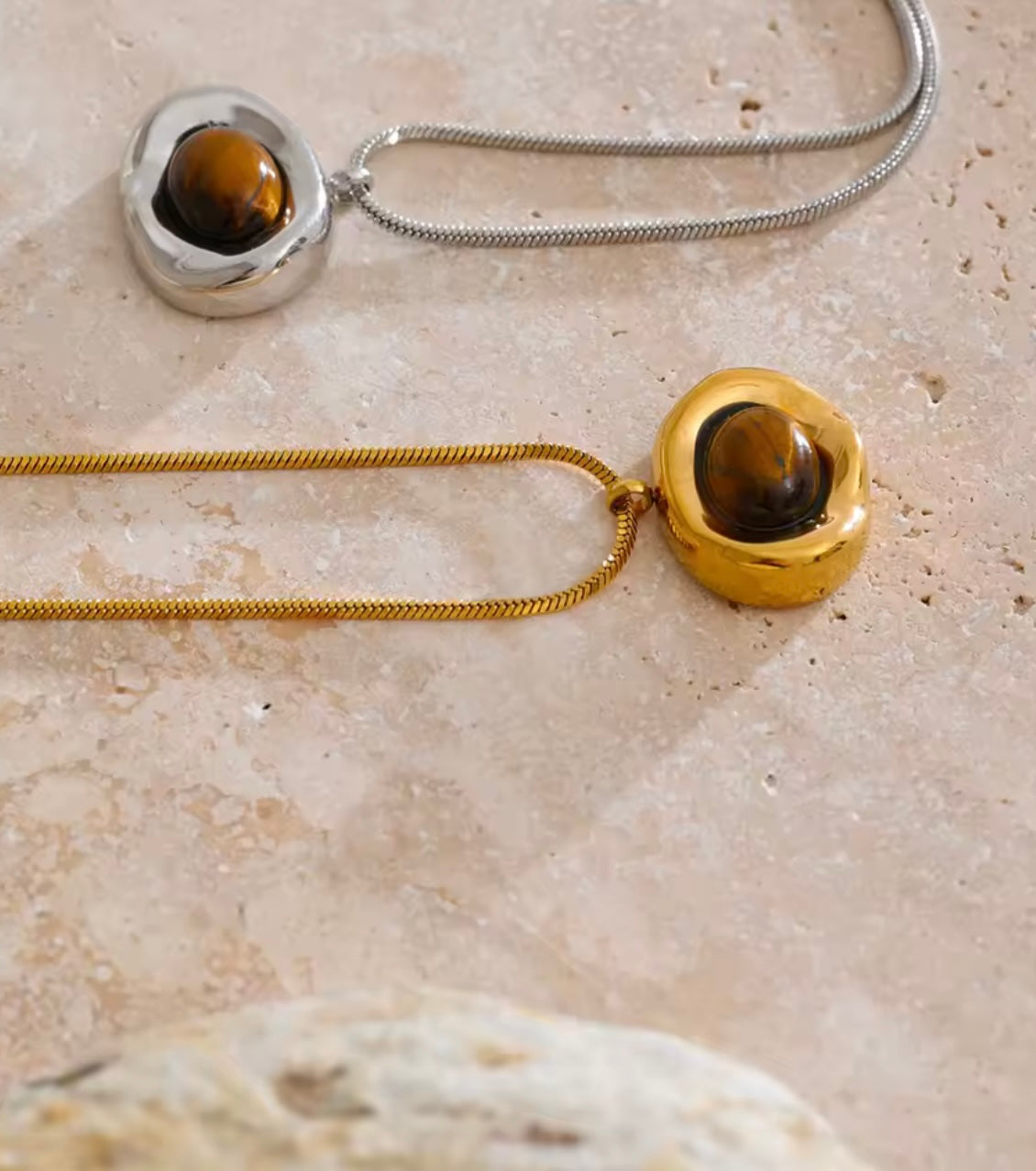 Bernstone Necklace