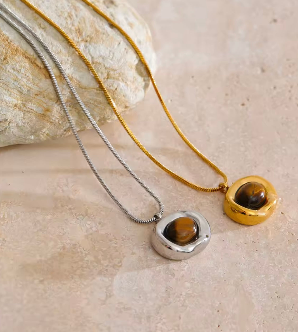 Bernstone Necklace